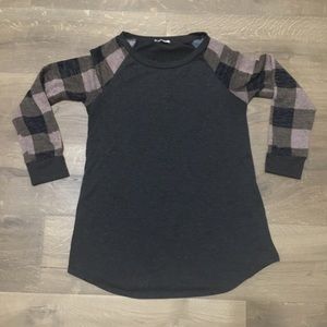 12PM by Mon Ami plaid sleeve baseball tee long sleeve top